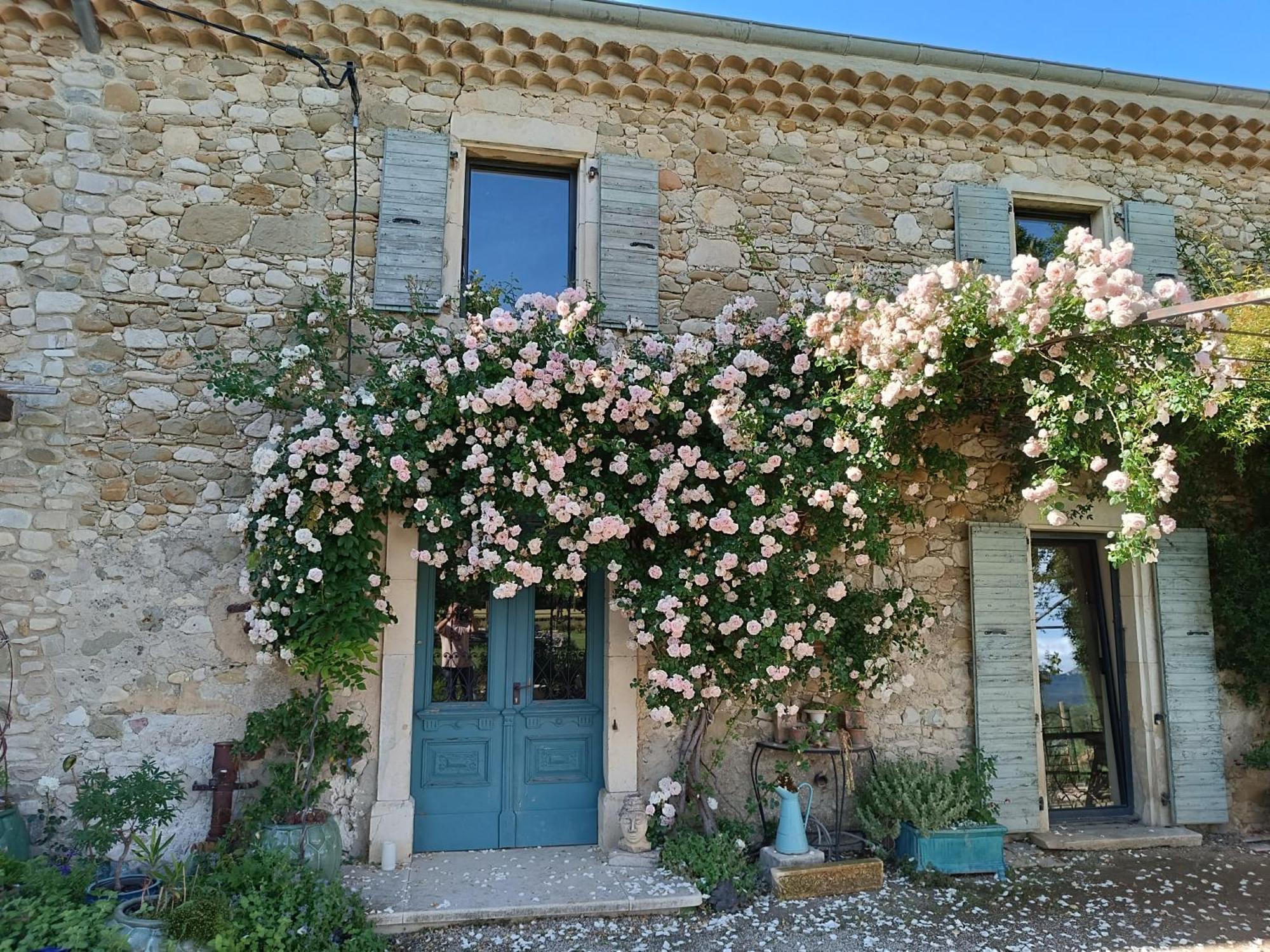 La Boheme Charols Exterior foto